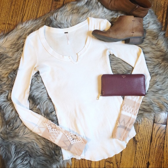 Free People Tops - Free People White/Cream Patterned Sleeved Thermal